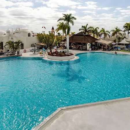 Familiar Con Gran Terraza Y Vistas Al Mar Апартаменты *