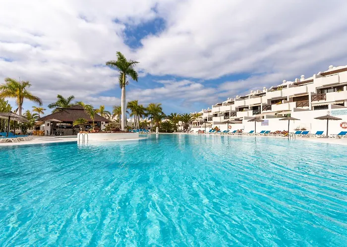 Familiar Con Gran Terraza Y Vistas Al Mar *